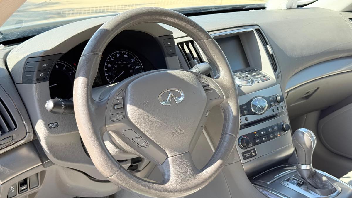 2011 INFINITI G Sedan 25 Journey - Photo 22