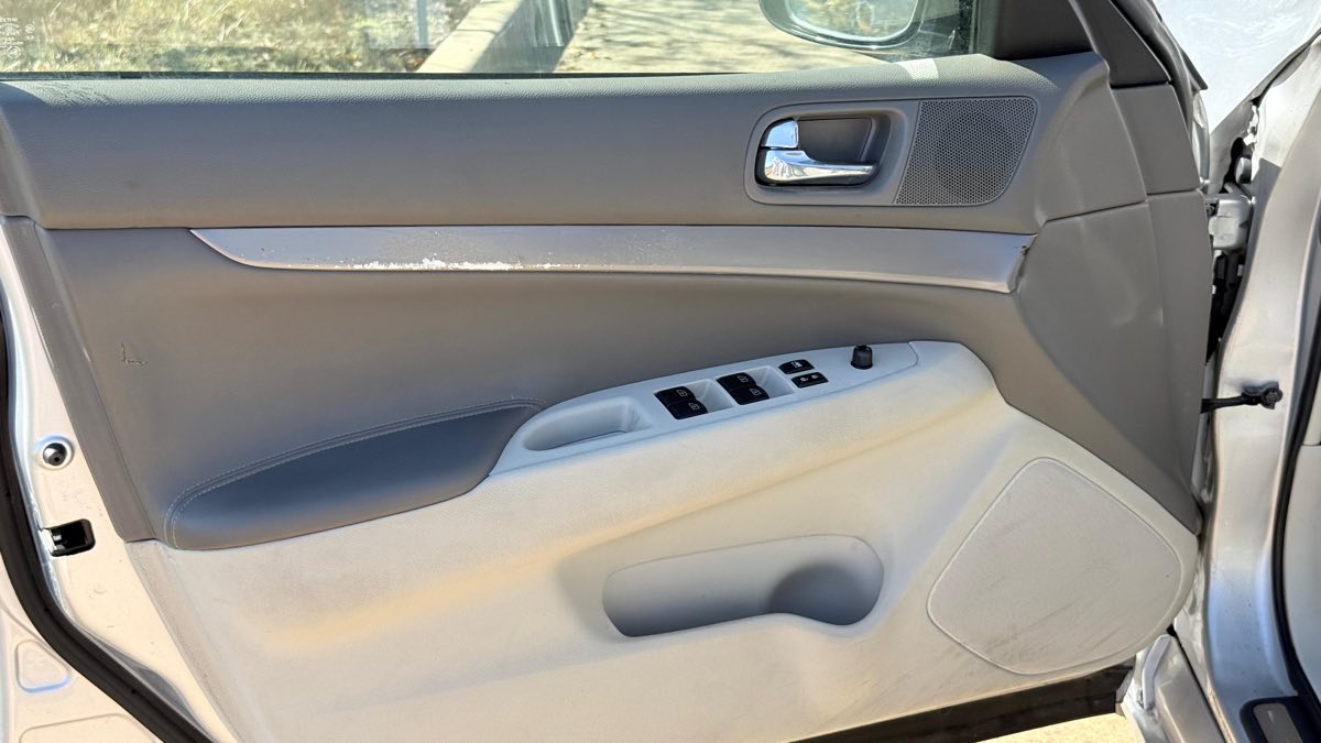 2011 INFINITI G Sedan 25 Journey - Photo 31