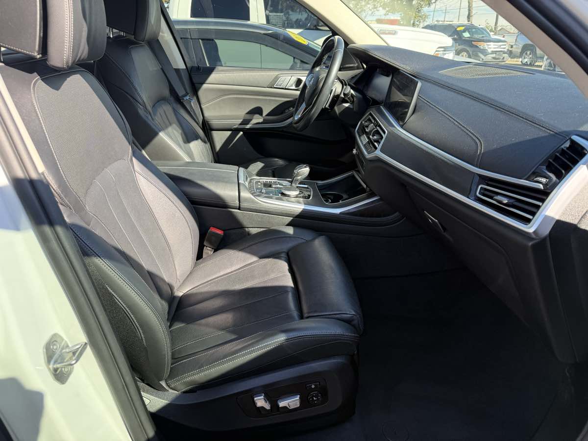 2019 BMW X7 40i - Photo 21