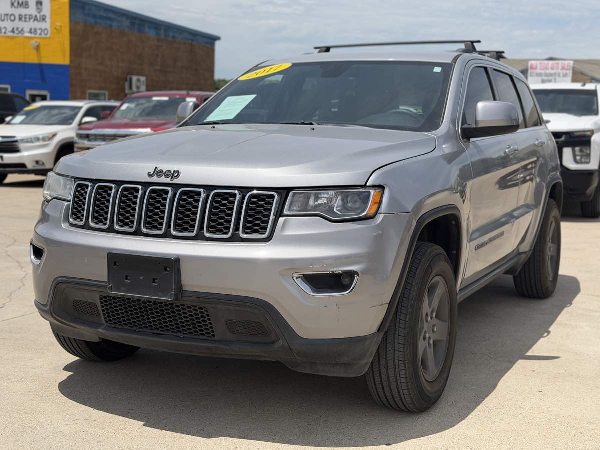 View vehicle photo 2