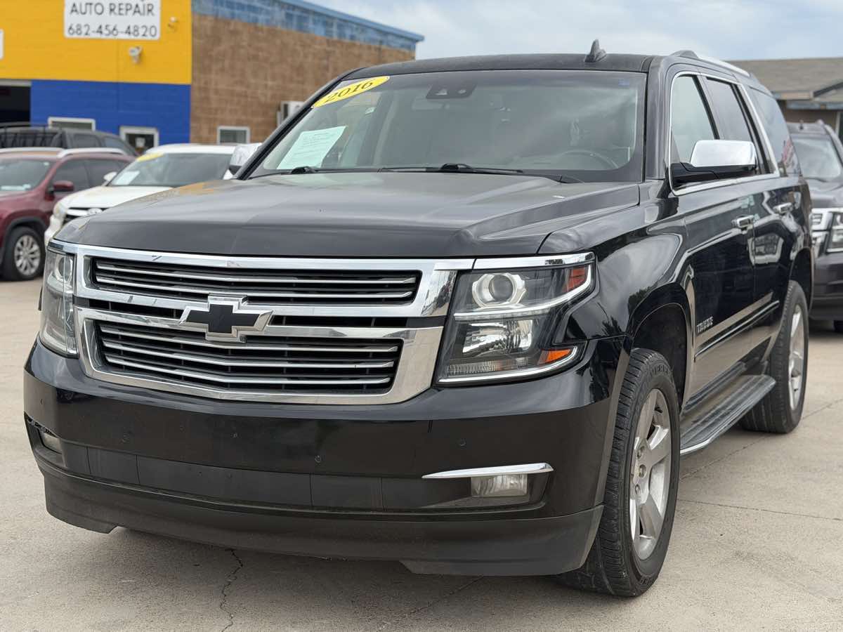 View vehicle photo 2