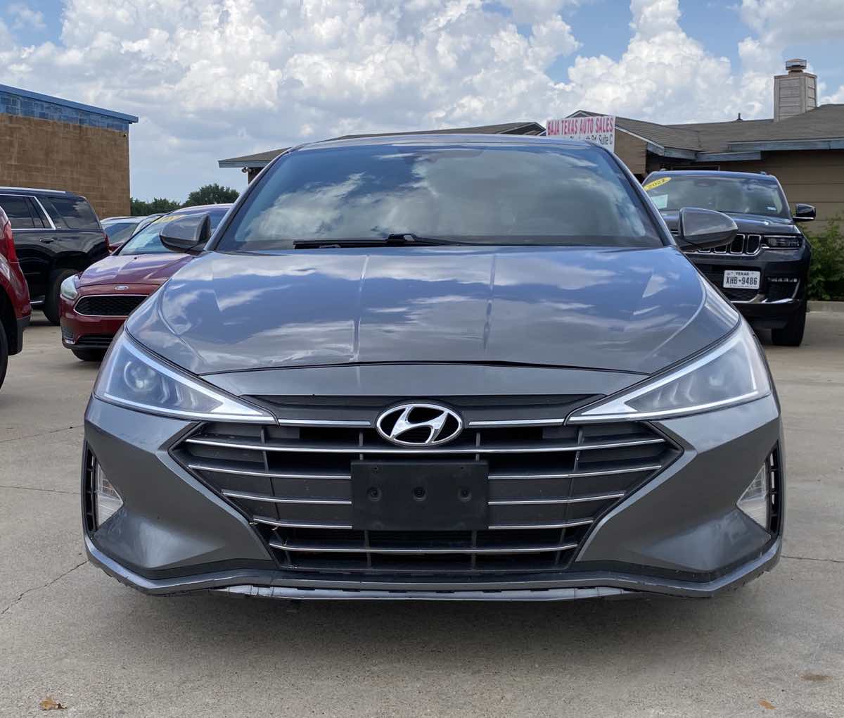 2019 Hyundai Elantra SEL - Photo 3