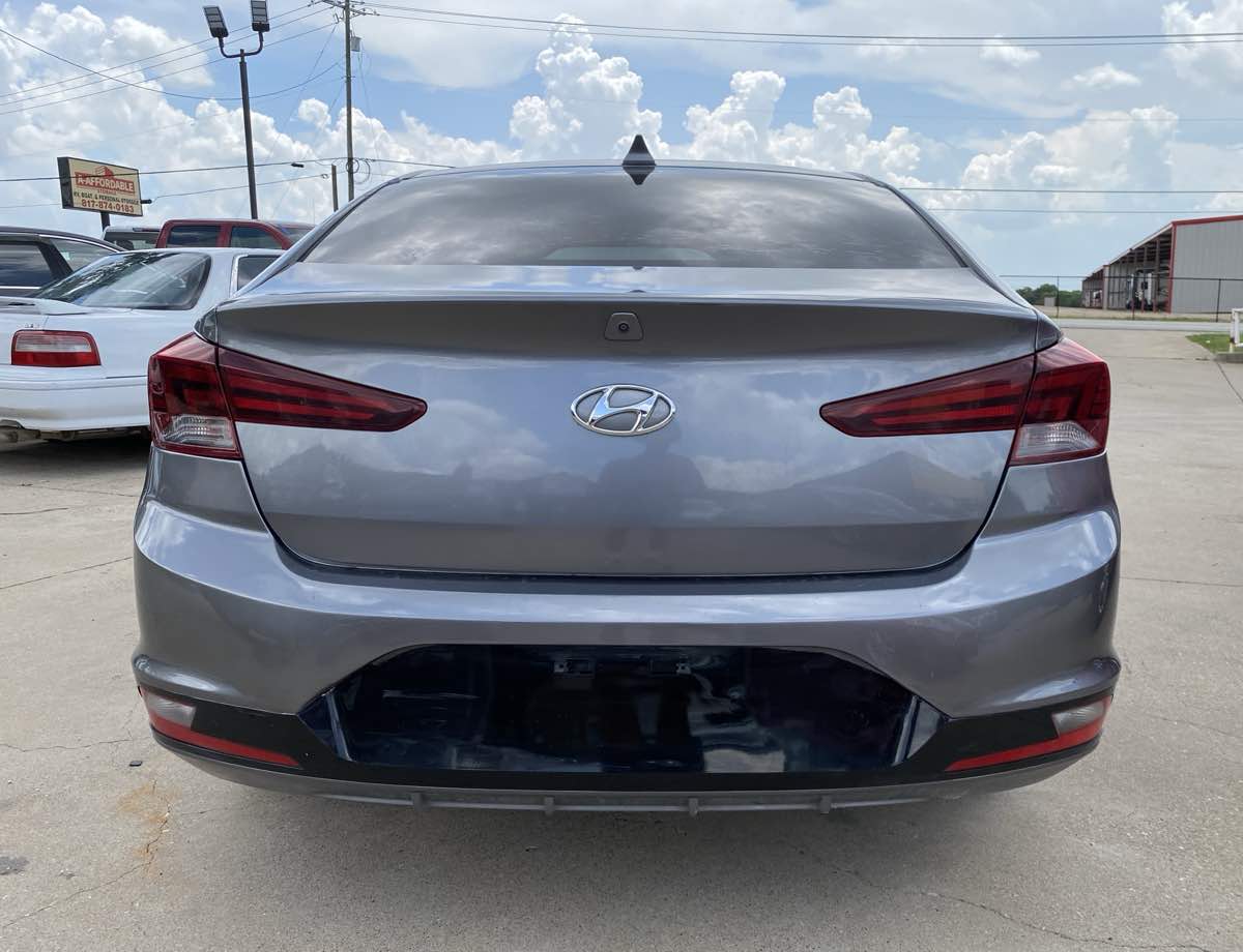 2019 Hyundai Elantra SEL - Photo 7