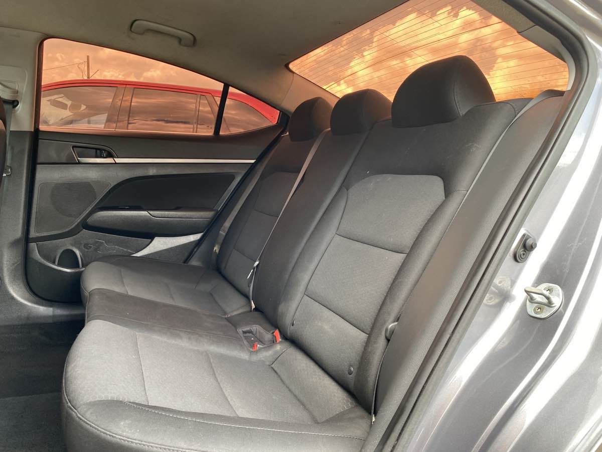 2019 Hyundai Elantra SEL - Photo 11