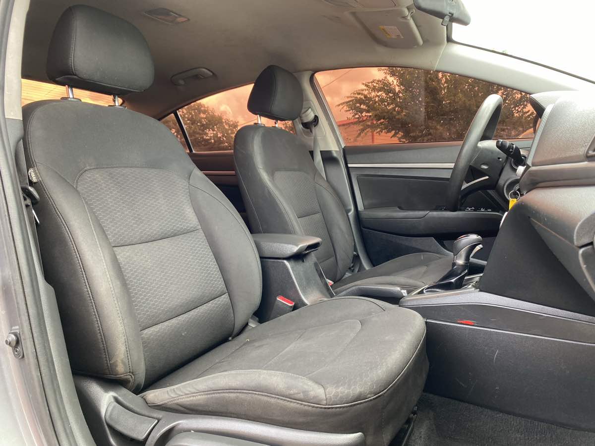 2019 Hyundai Elantra SEL - Photo 13