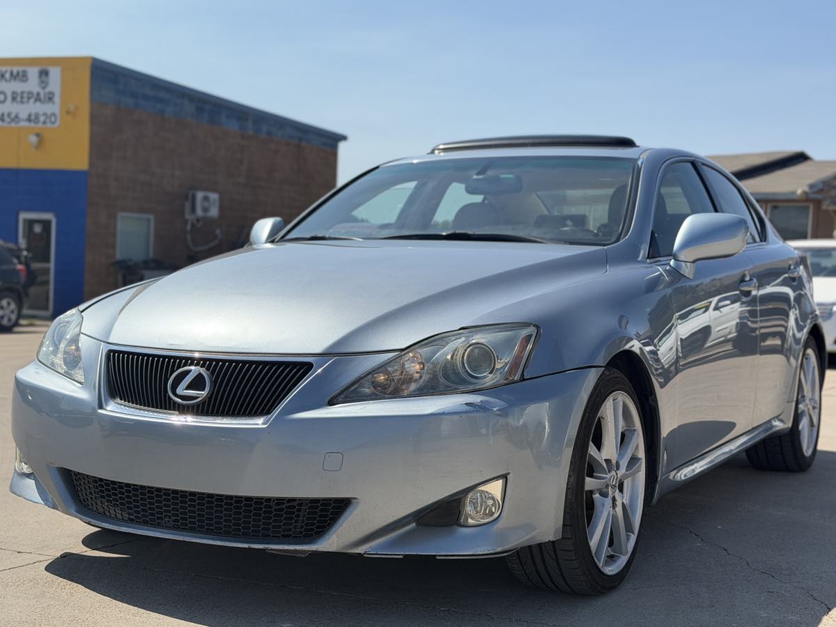 2007 Lexus IS 250 - Photo 2