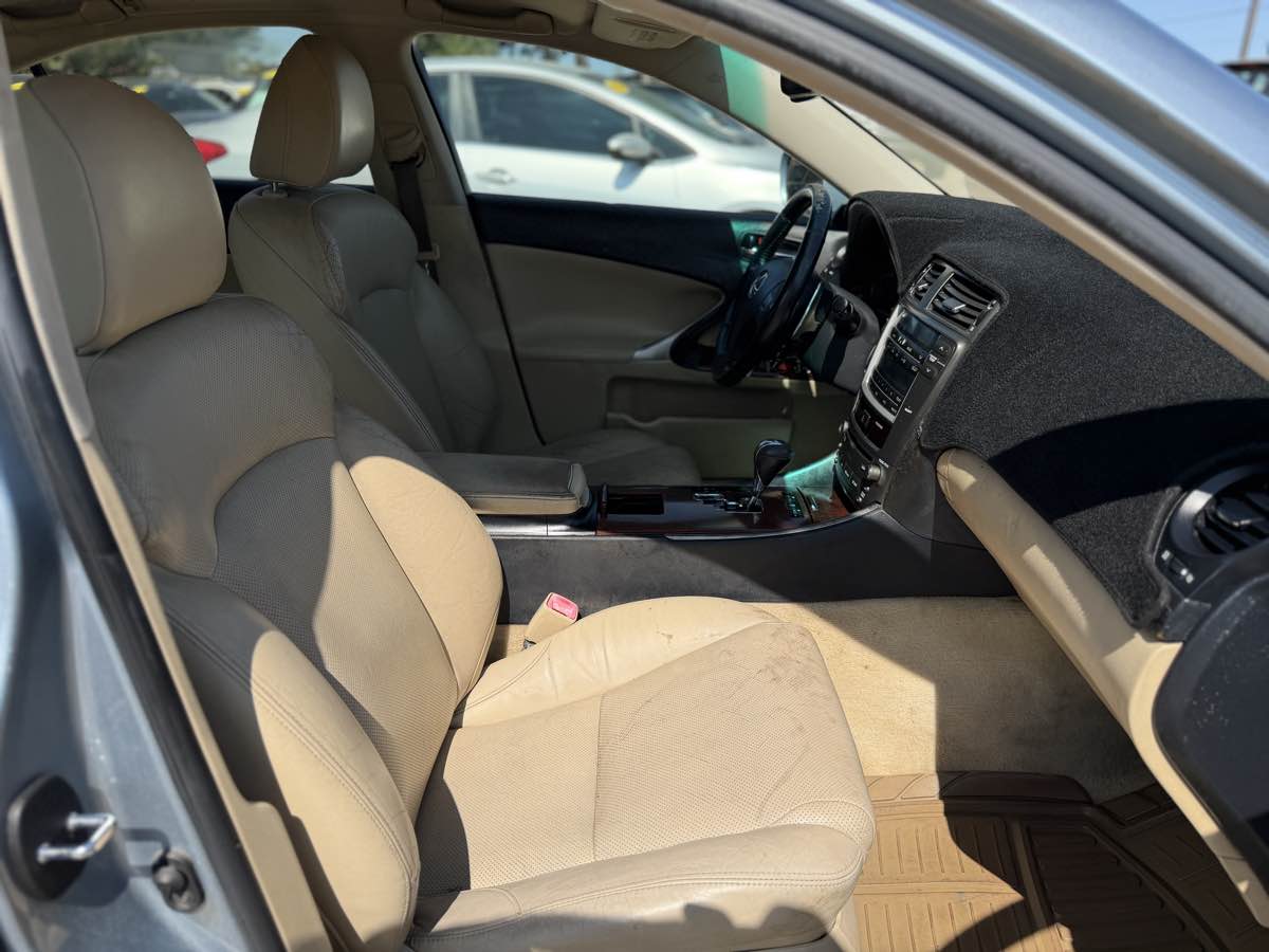 2007 Lexus IS 250 - Photo 10