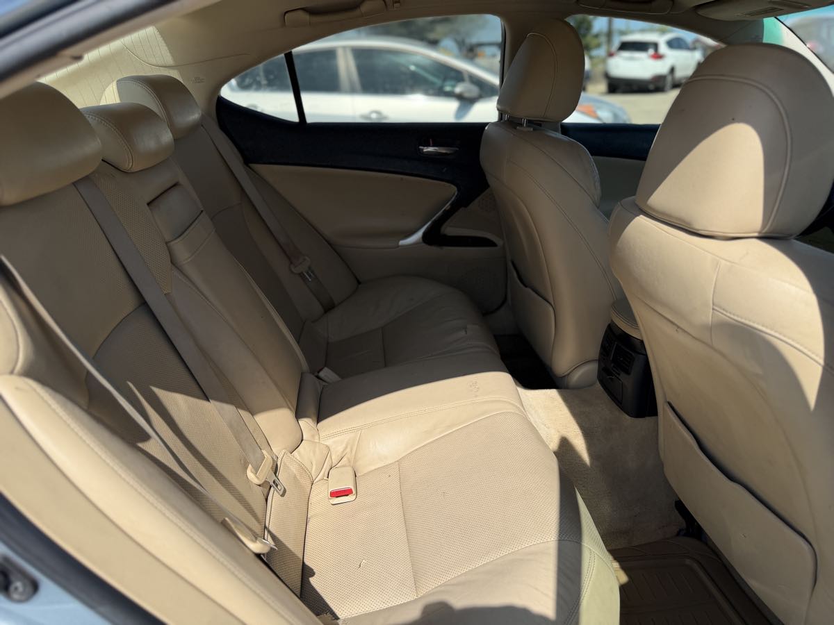 2007 Lexus IS 250 - Photo 12