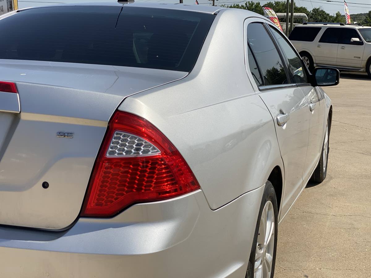 2012 Ford Fusion SE - Photo 8