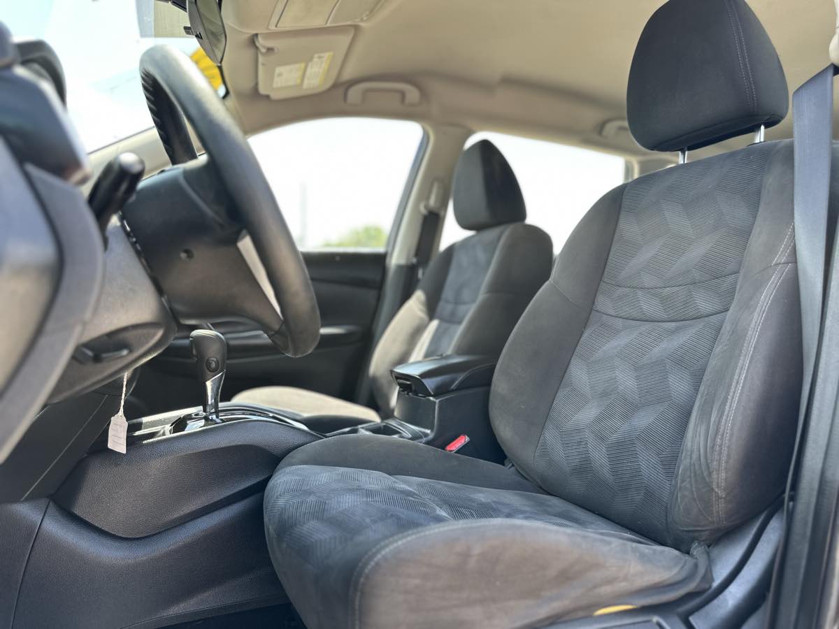 2015 Nissan Rogue S - Photo 9