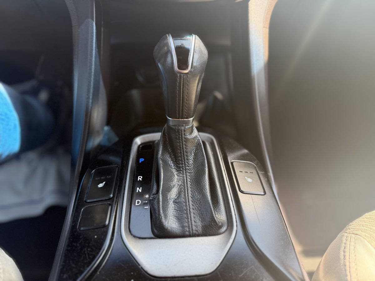 2014 Hyundai Santa Fe Sport - Photo 22