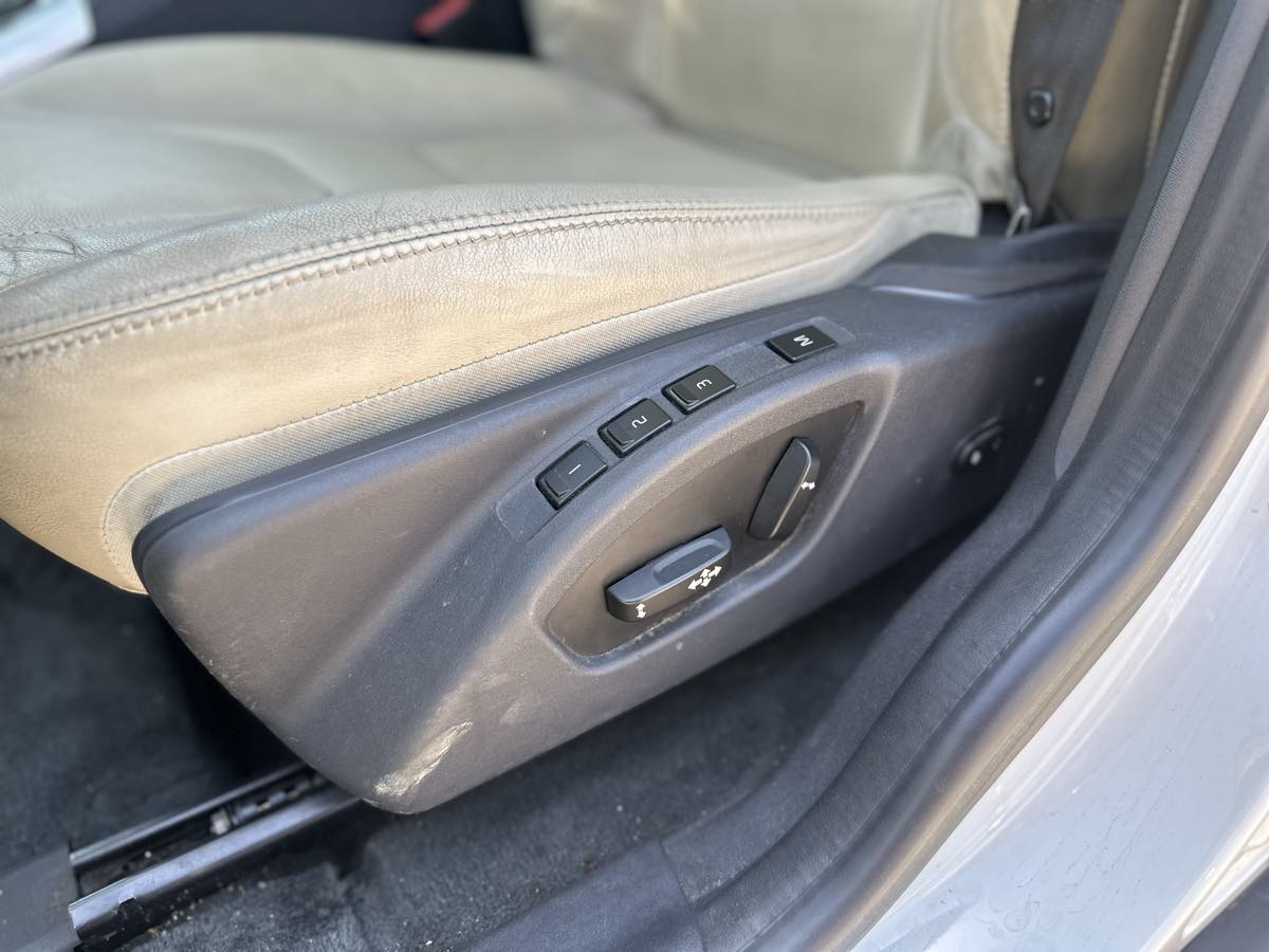 2016 Volvo XC60 Premier - Photo 10