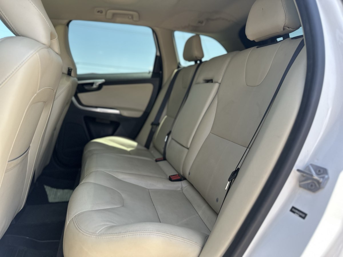 2016 Volvo XC60 Premier - Photo 14