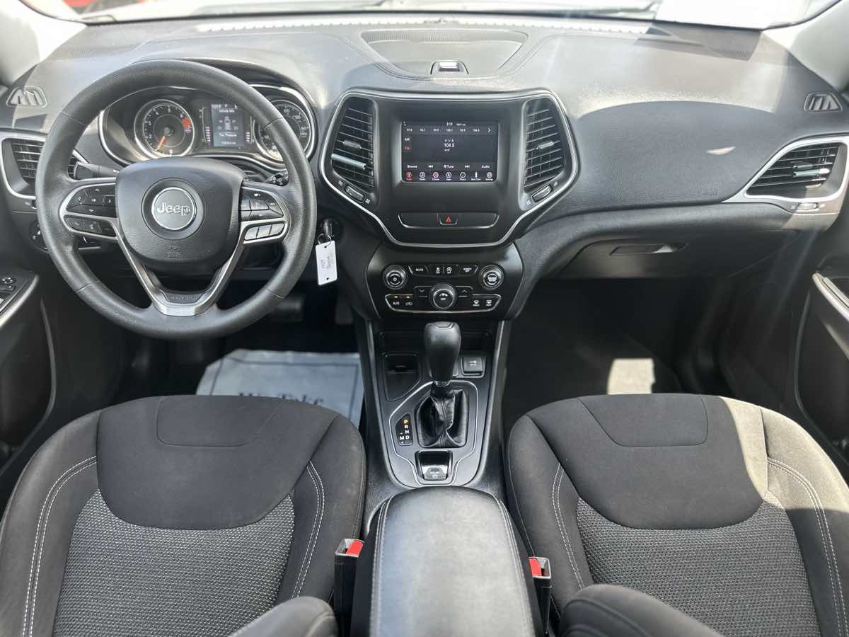 2020 Jeep Cherokee Latitude - Photo 19