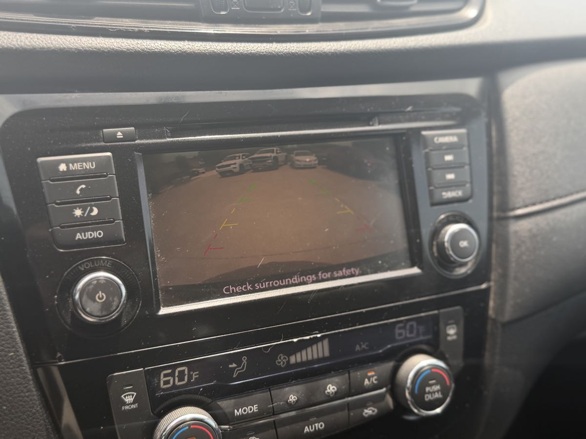 2018 Nissan Rogue SV - Photo 19