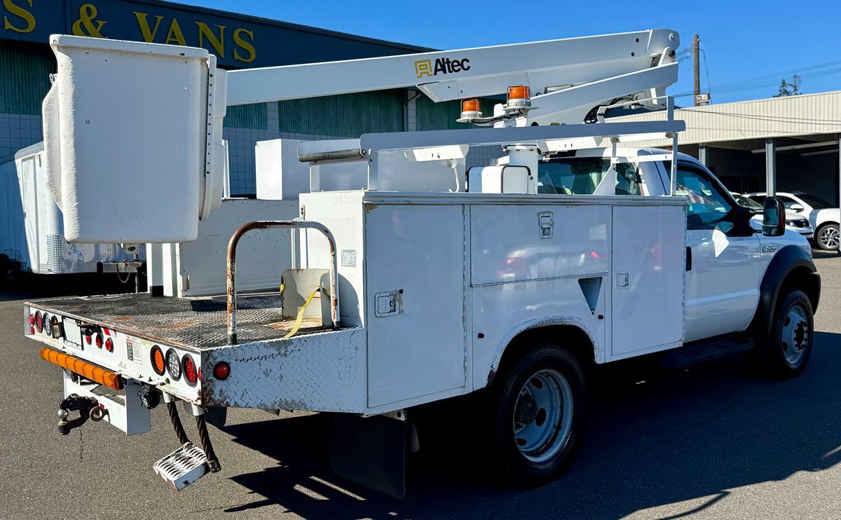 2006 Ford F-450 XL photo 4
