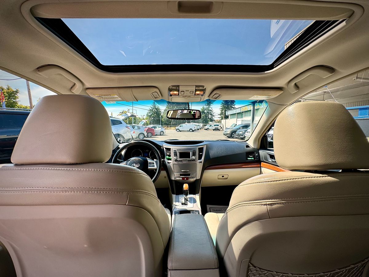 2014 Subaru Outback 2.5i Limited photo 15