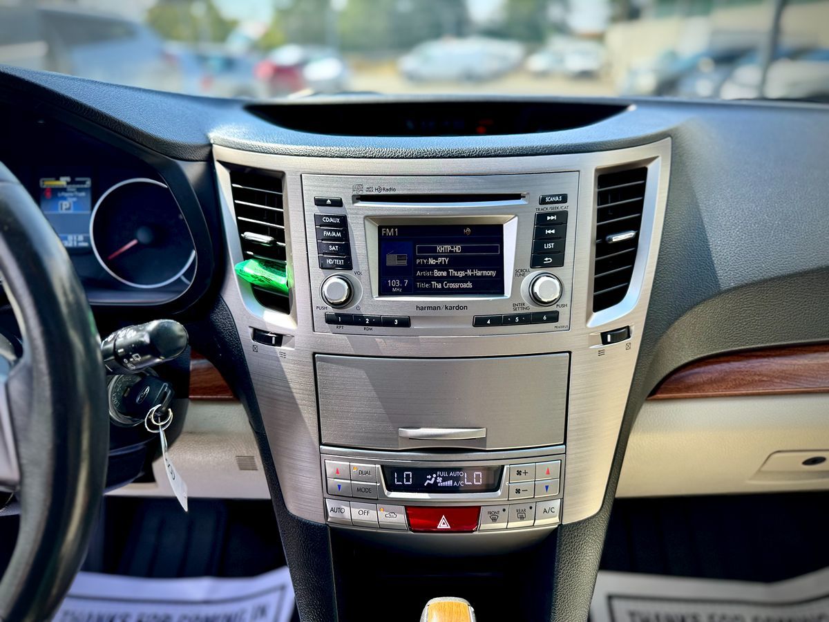 2014 Subaru Outback 2.5i Limited photo 19