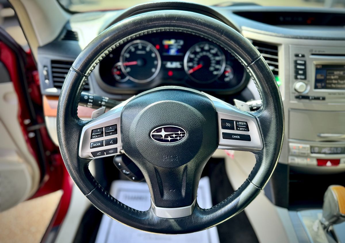 2014 Subaru Outback 2.5i Limited photo 20