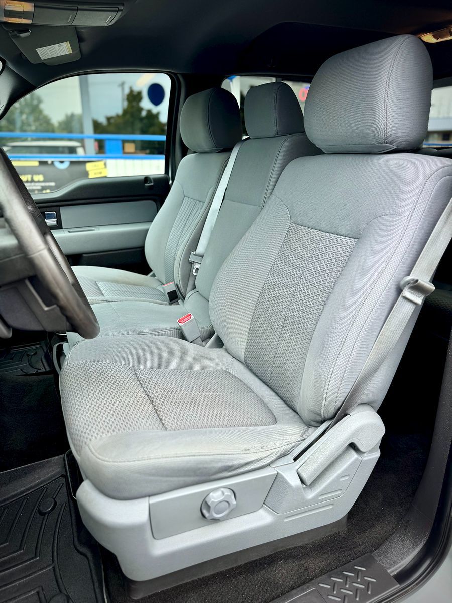 2014 Ford F-150 XLT photo 13