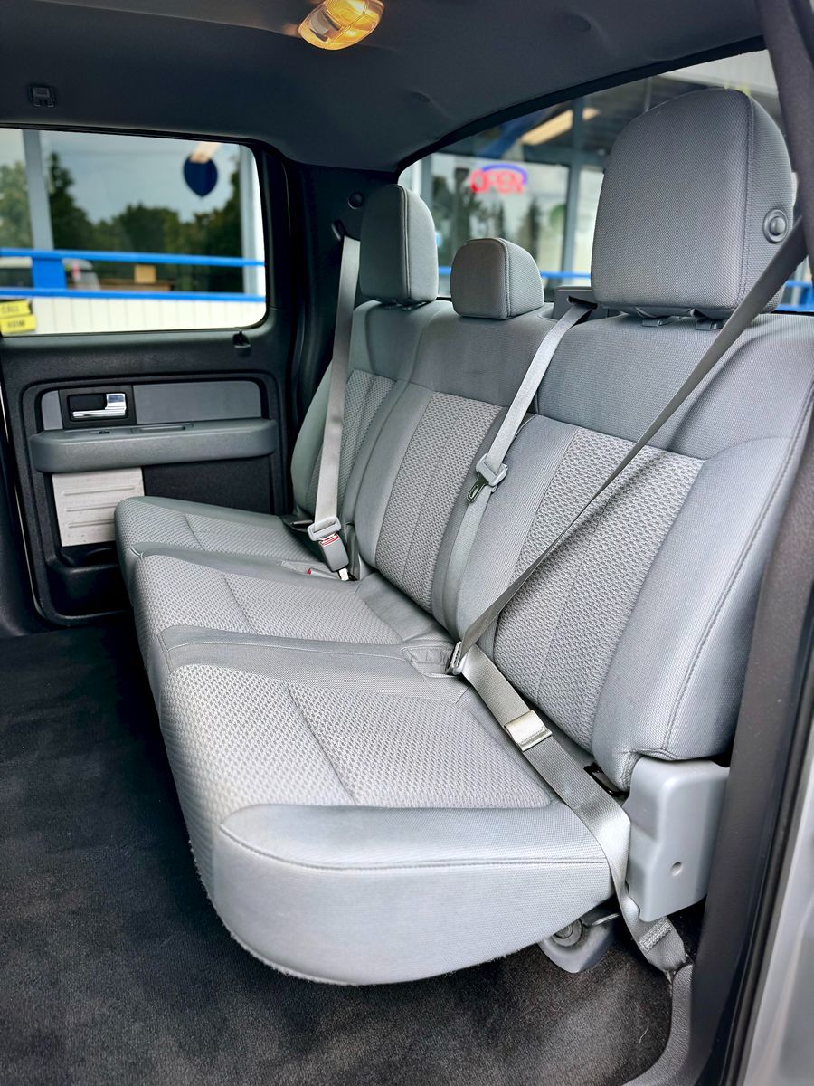 2014 Ford F-150 XLT photo 14