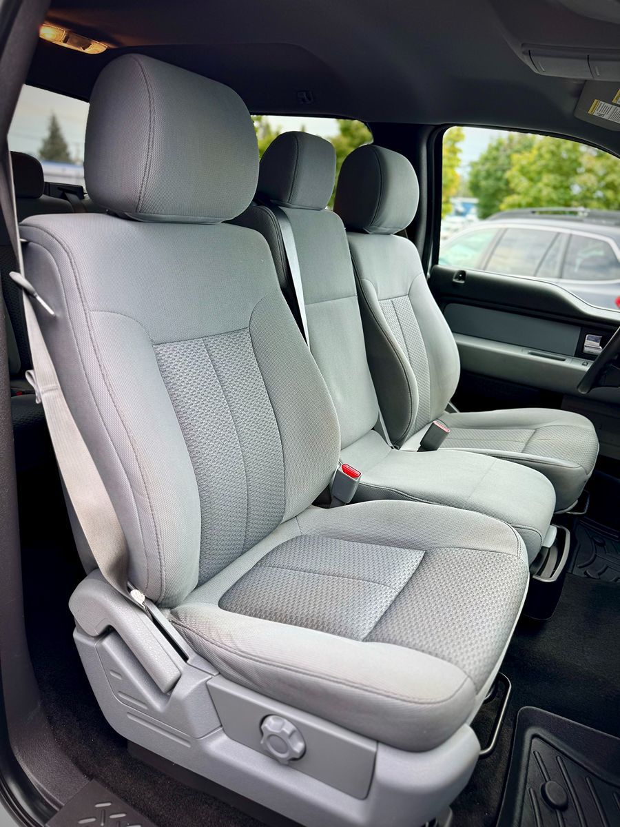 2014 Ford F-150 XLT photo 17