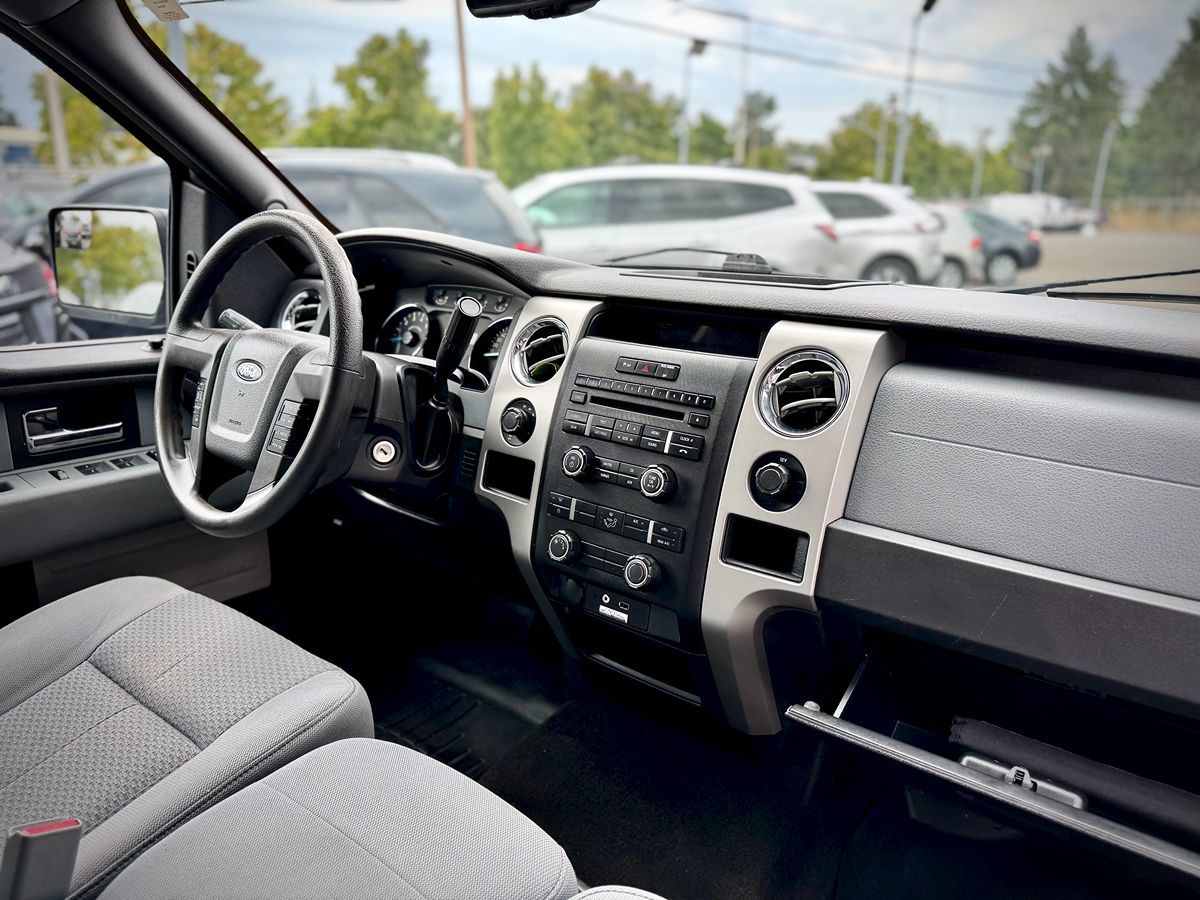 2014 Ford F-150 XLT photo 18