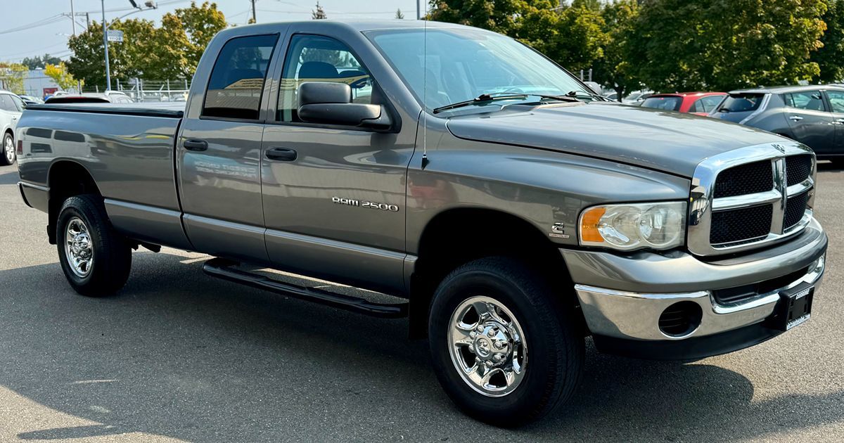 2005 Dodge Ram SLT photo 5