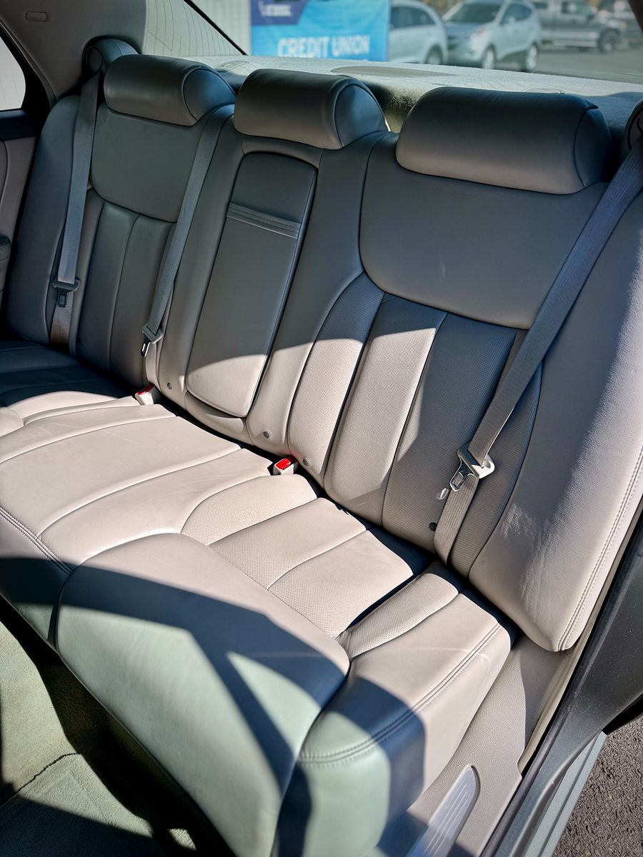 2008 Cadillac DTS photo 8