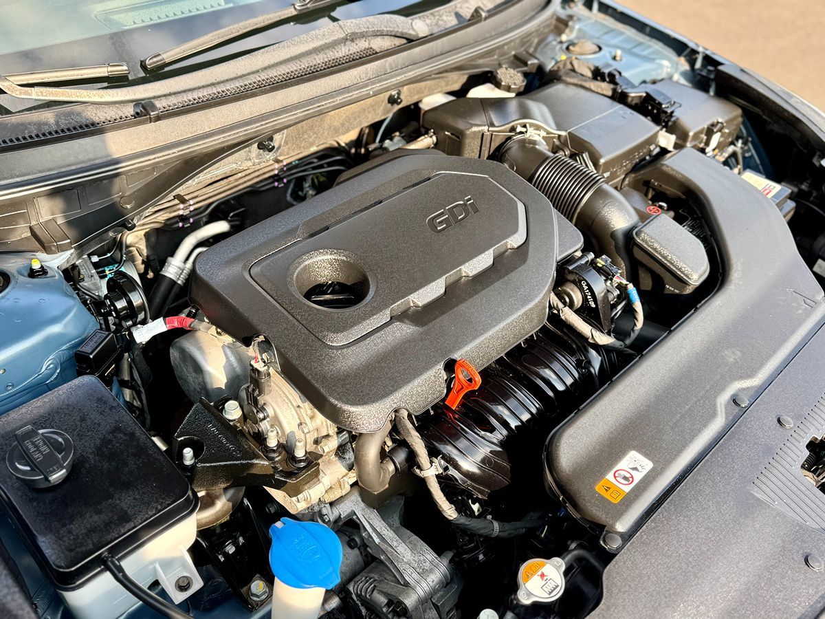 2017 Hyundai Sonata Sport Limited 2.0T photo 4
