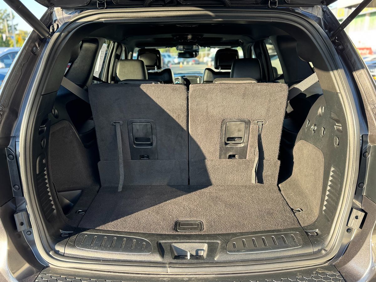 2018 Dodge Durango R/T photo 4