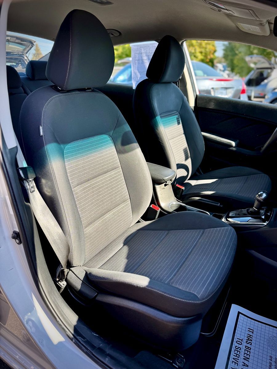 2018 Kia Forte LX S EX photo 15