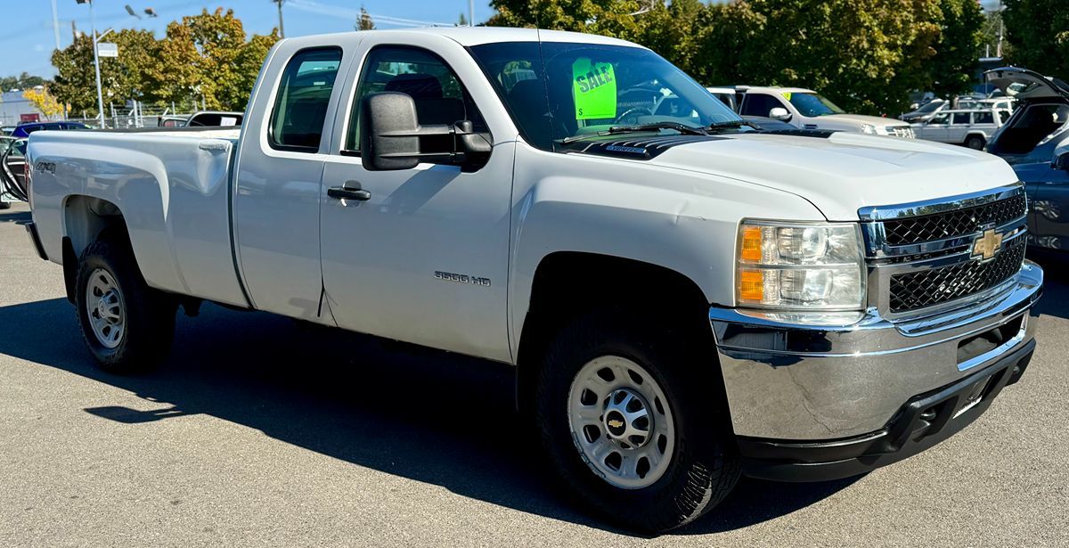 2011 Chevrolet Silverado 3500HD Work Truck photo 5