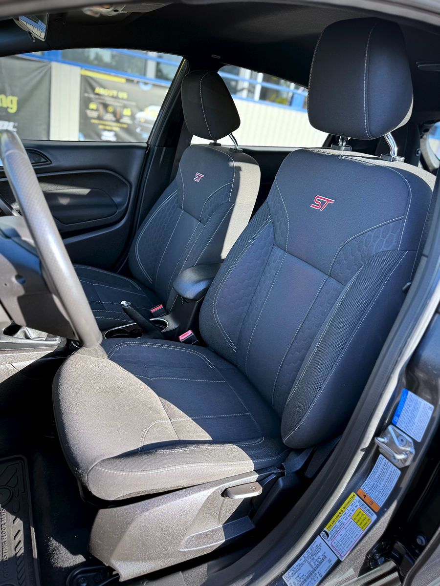 2017 Ford Fiesta ST photo 13