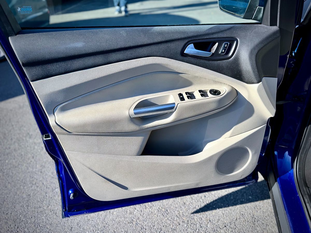 2014 Ford Escape SE photo 10