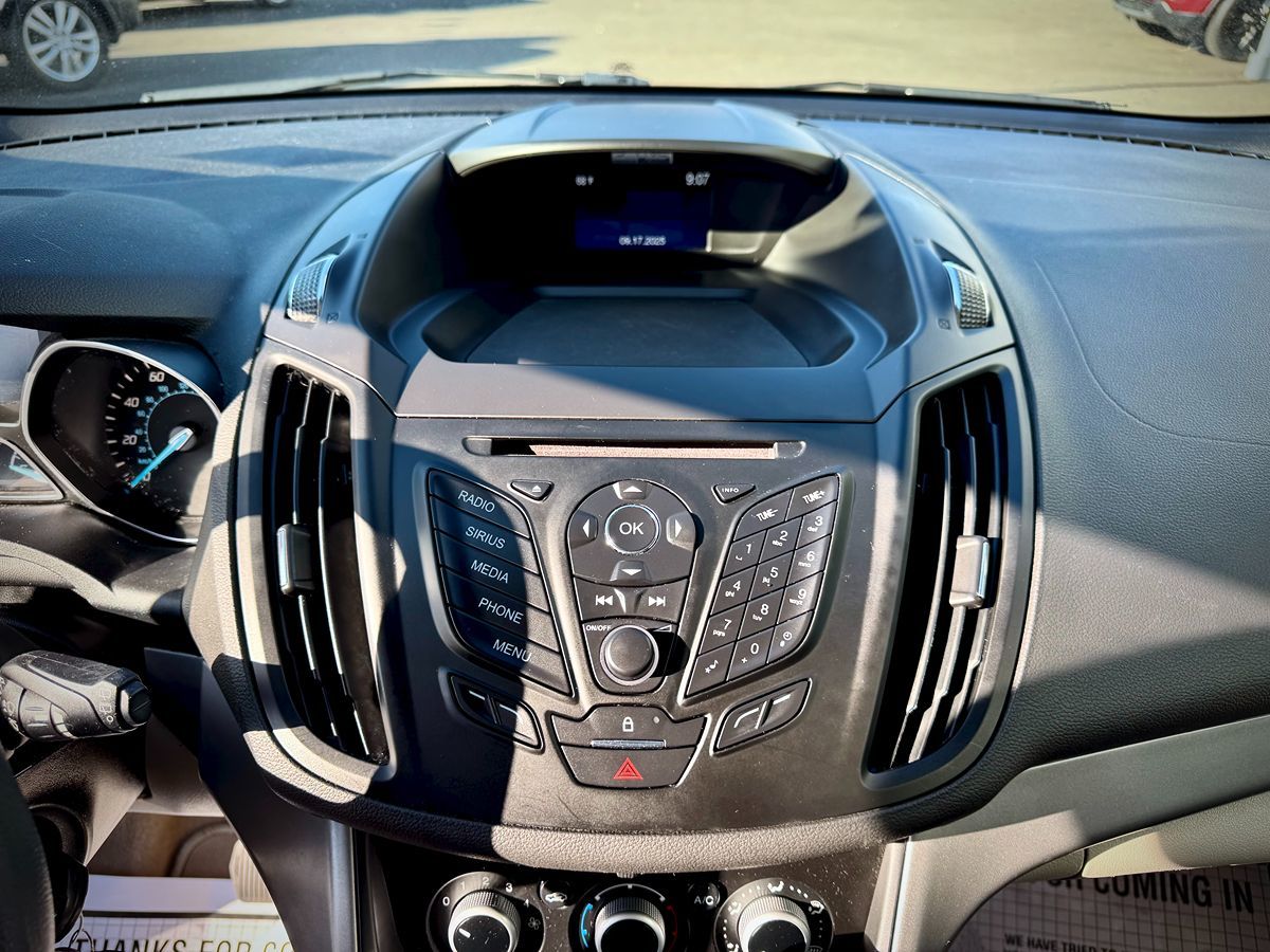 2014 Ford Escape SE photo 17