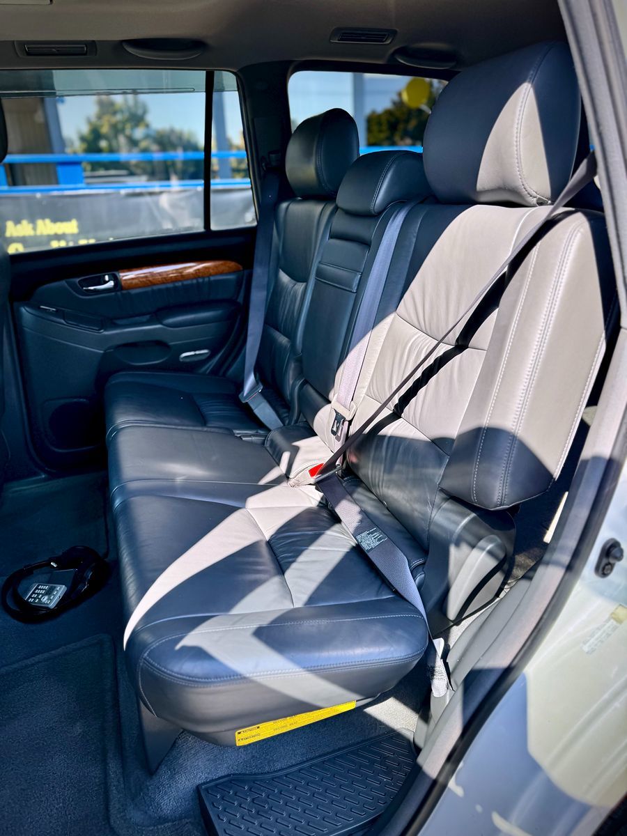 2005 Lexus GX 470 photo 15
