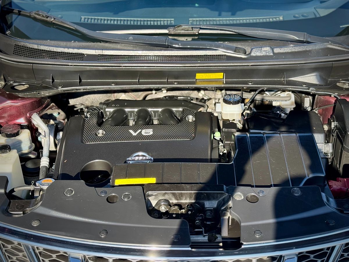 2013 Nissan Murano LE photo 9