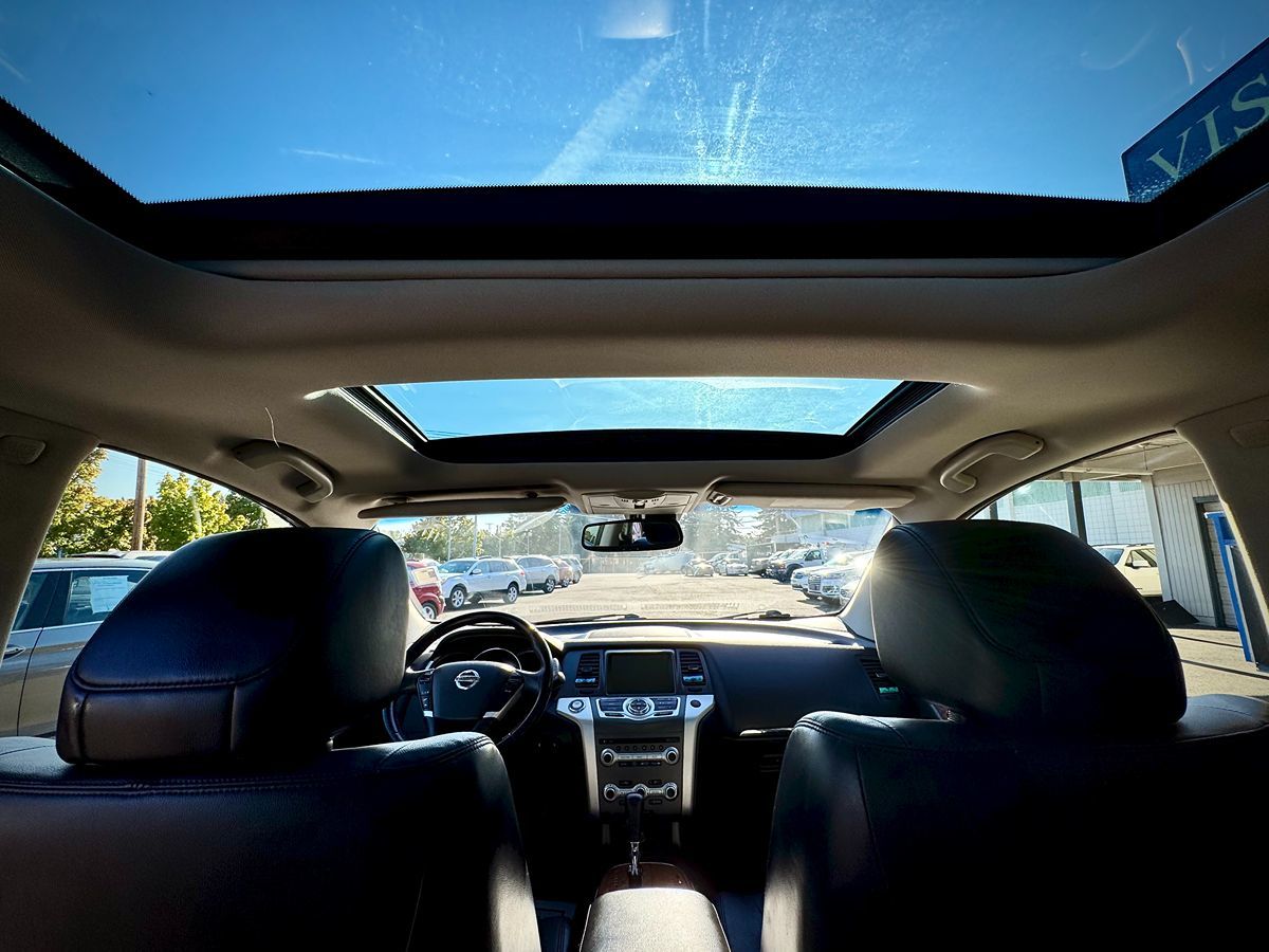 2013 Nissan Murano LE photo 15