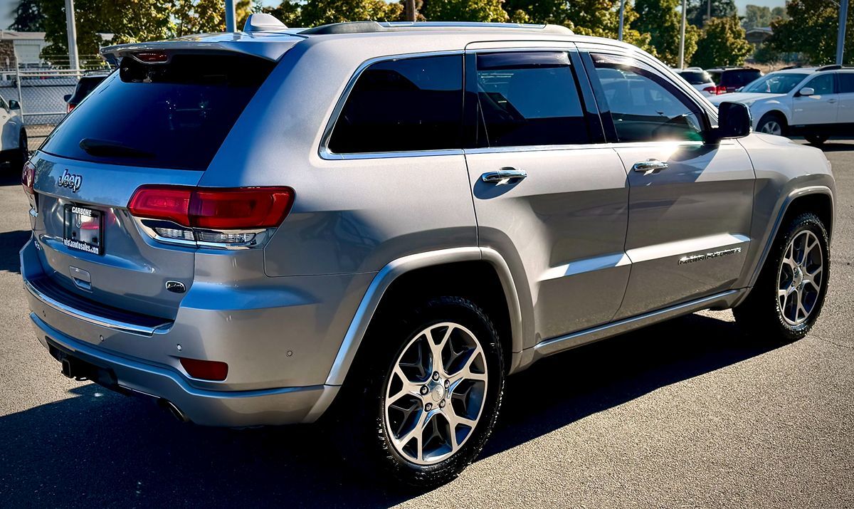 2020 Jeep Grand Cherokee Overland photo 5
