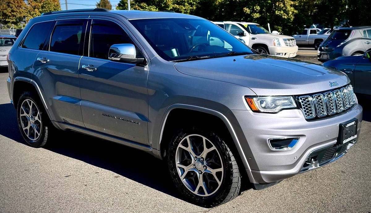 2020 Jeep Grand Cherokee Overland photo 6