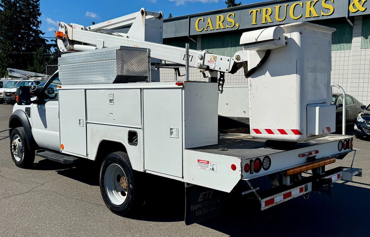 2008 Ford F-450 XL photo 2