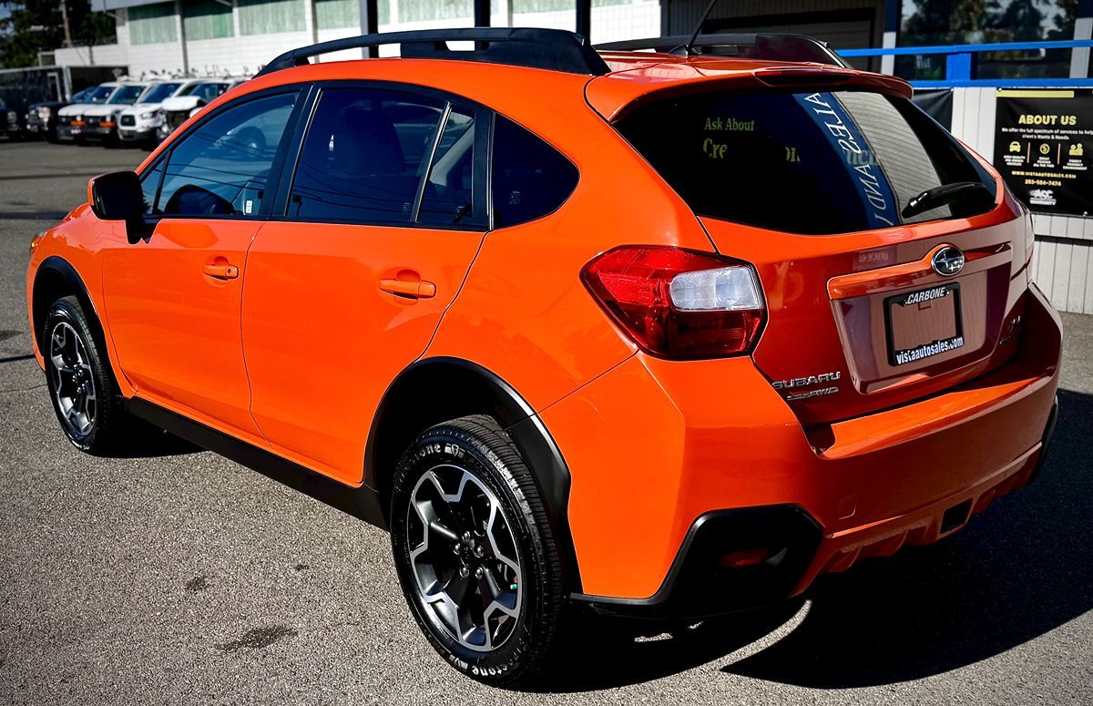 2014 Subaru Crosstrek Premium photo 2
