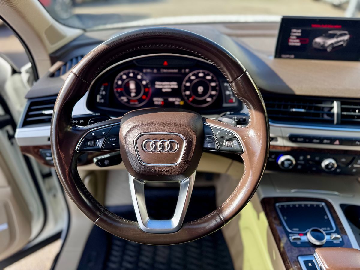 2018 Audi Q7 Premium Plus photo 25