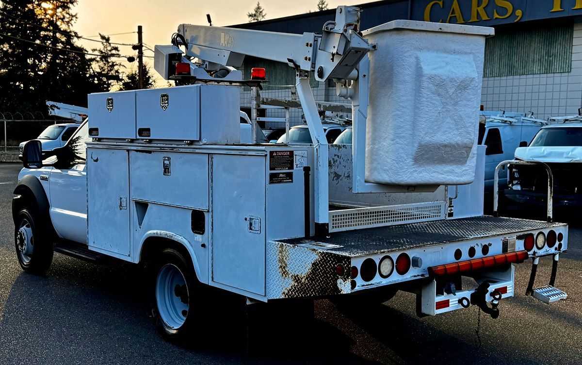 2006 Ford F-450 XL photo 3