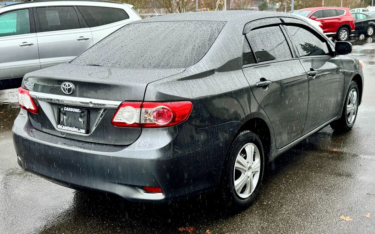 2012 Toyota Corolla S photo 4