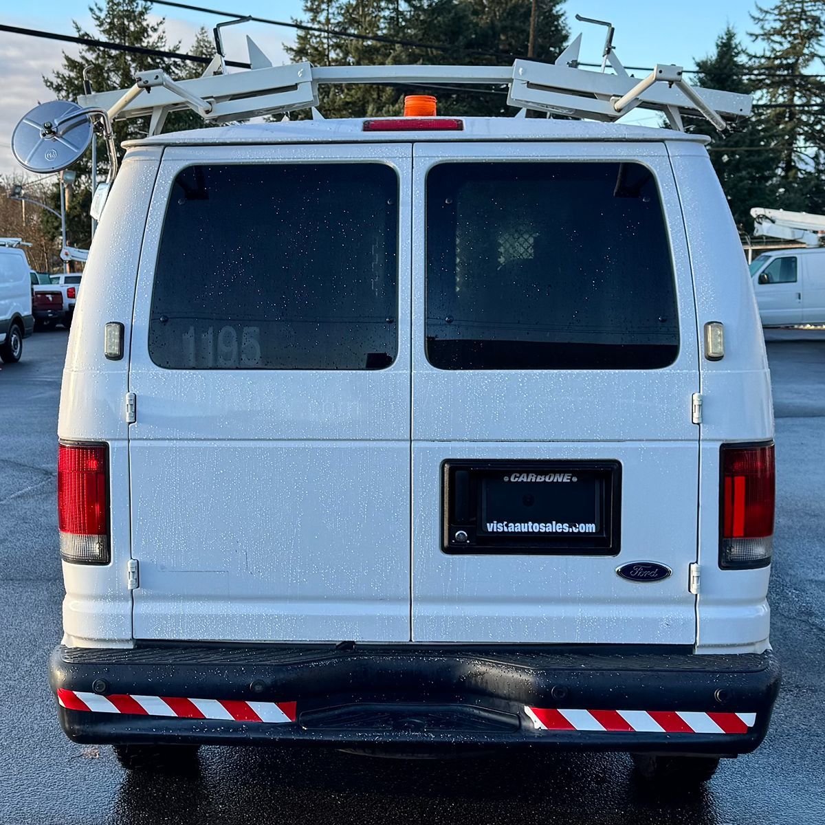 2008 Ford E-250 photo 4