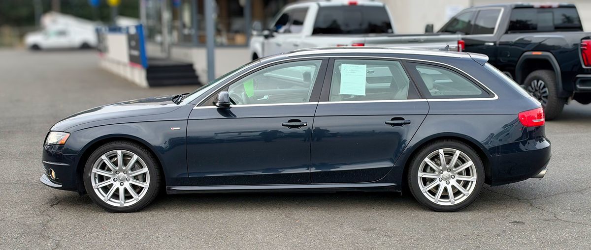 Audi A4 photo 2