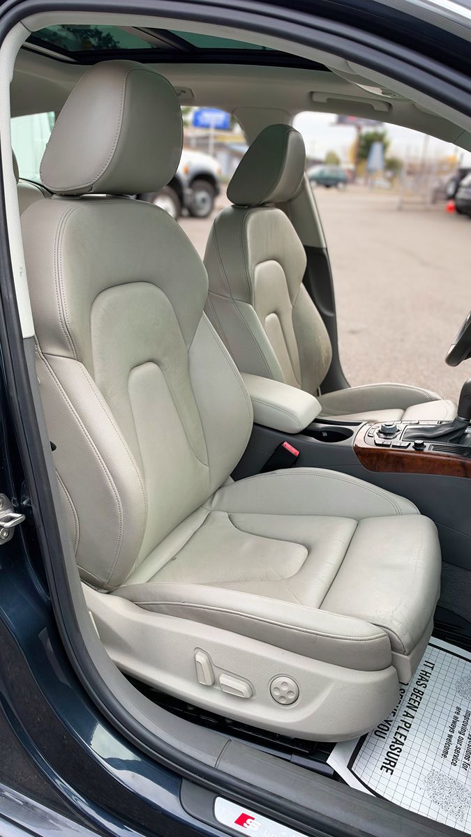 Audi A4 photo 17