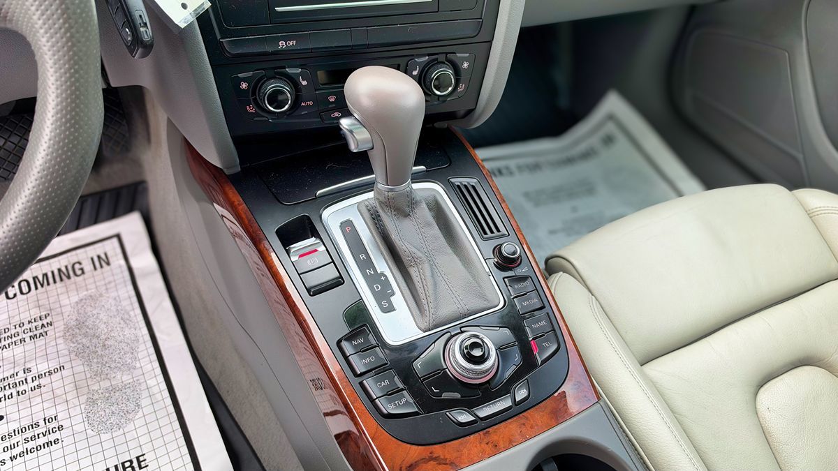 Audi A4 photo 19